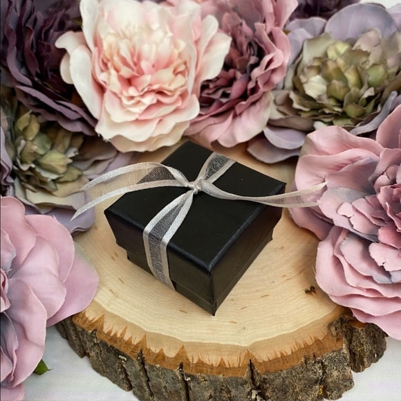 ! NWT Men's Elegant Blue and Silver Crystal Square Cufflinks ! - Picture 5 of 5